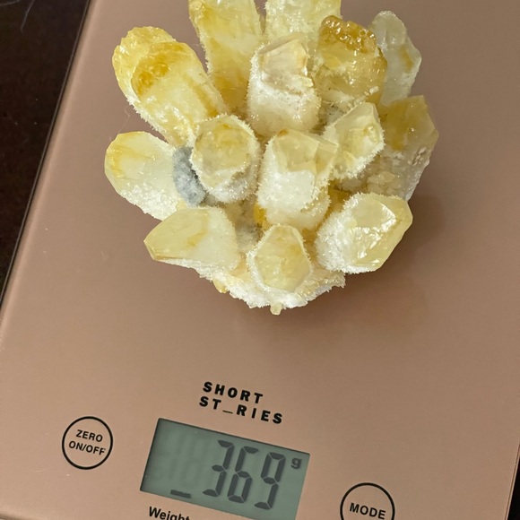 Gorgeous citrine phantom quartz cluster - Picture 3 of 9